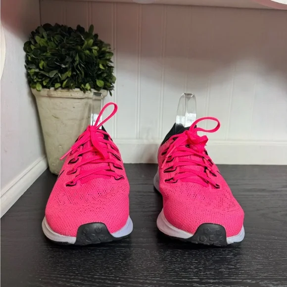 Nike Air Zoom Pegasus 36 Womens Size 8.5 US Hyper Pink Running Shoes AQ2210-600 - Picture 2 of 11